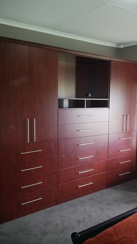 Builtin Cupboards Carpentry King